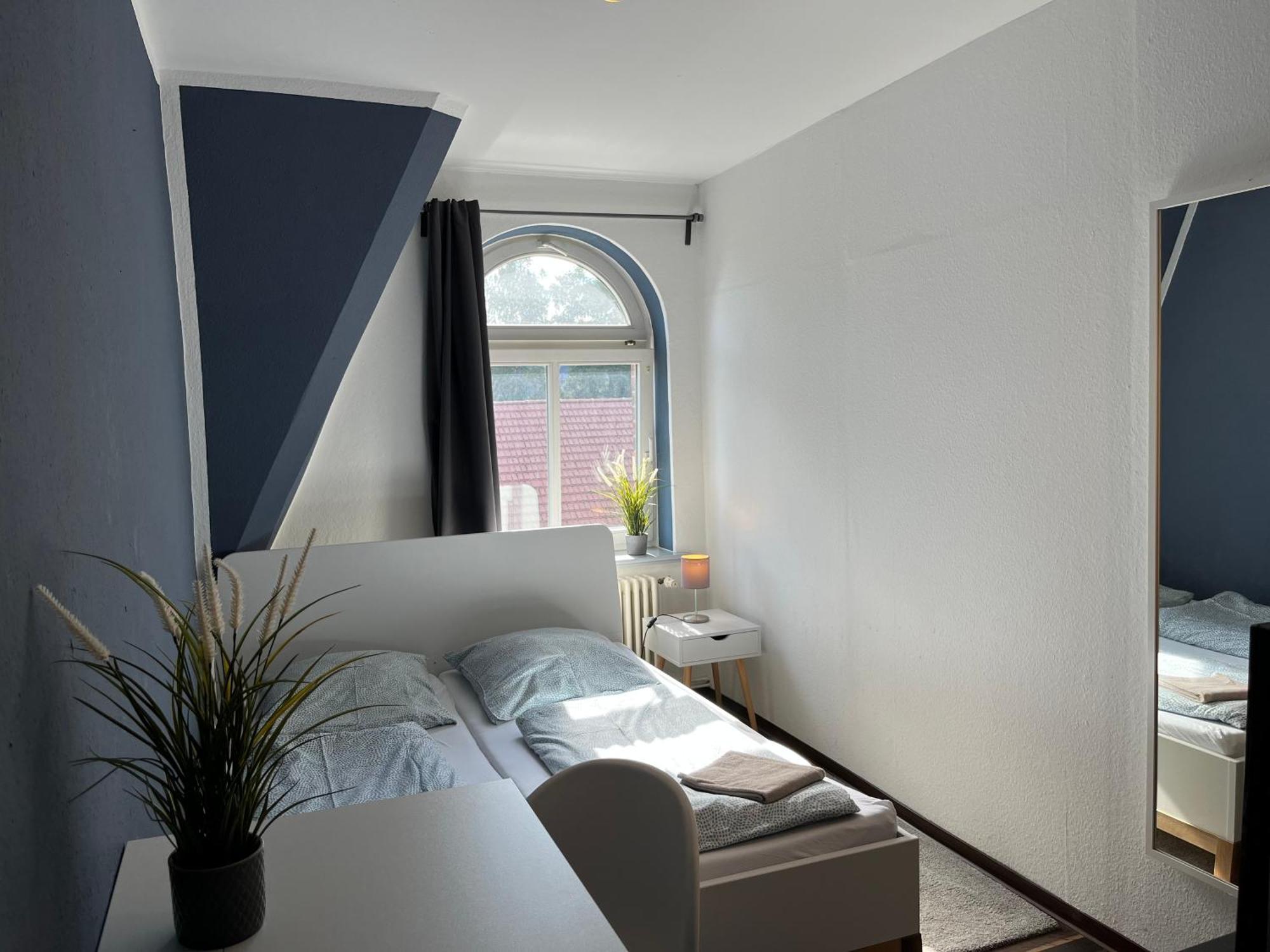 Blue Doors Altstadt Hostal